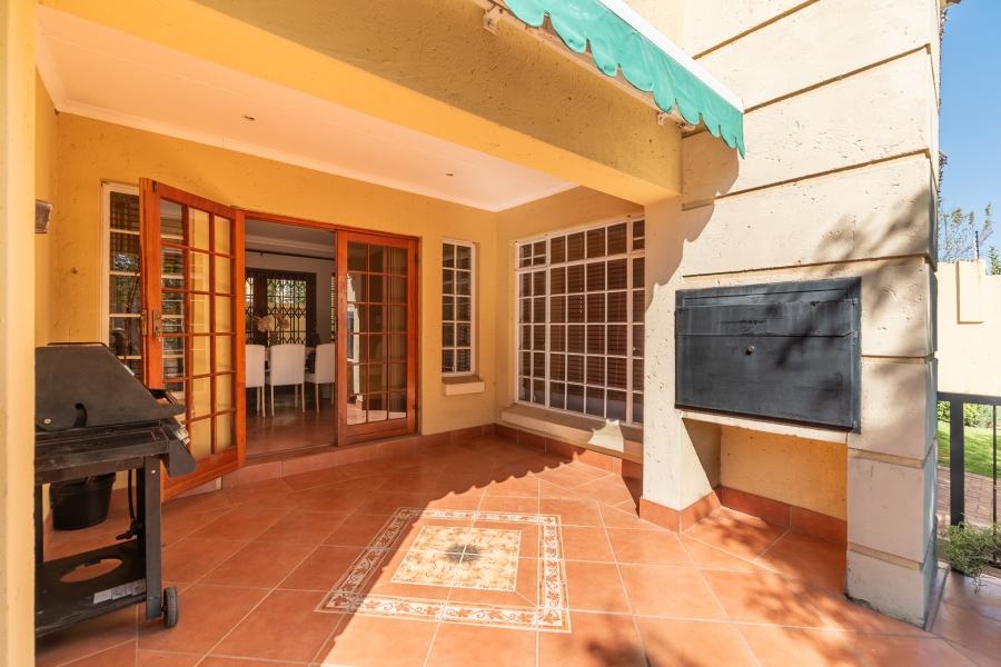 3 Bedroom Property for Sale in North Riding Gauteng