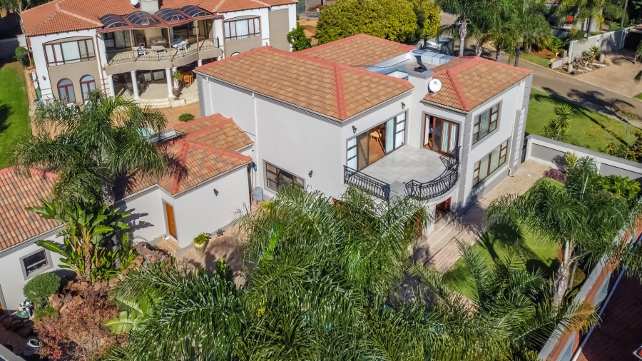3 Bedroom Property for Sale in Ruimsig Country Estate Gauteng