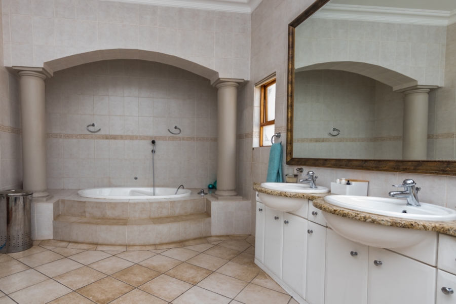 3 Bedroom Property for Sale in Ruimsig Country Estate Gauteng