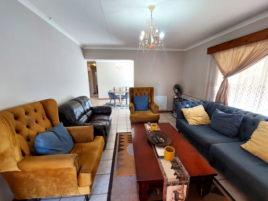 3 Bedroom Property for Sale in Waterkloof Ridge Gauteng