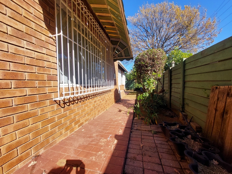 3 Bedroom Property for Sale in Waterkloof Ridge Gauteng