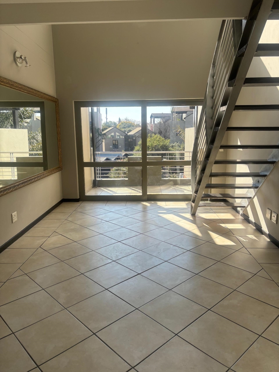2 Bedroom Property for Sale in Lonehill Gauteng