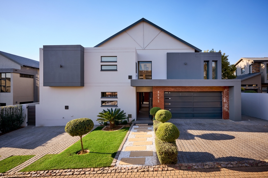 4 Bedroom Property for Sale in Waterfall Country Village Gauteng