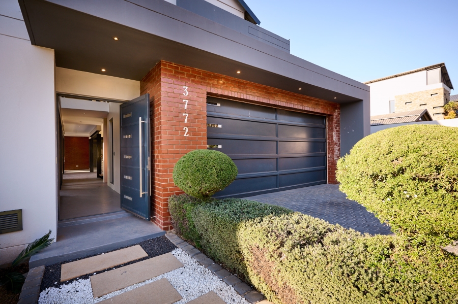 4 Bedroom Property for Sale in Waterfall Country Village Gauteng