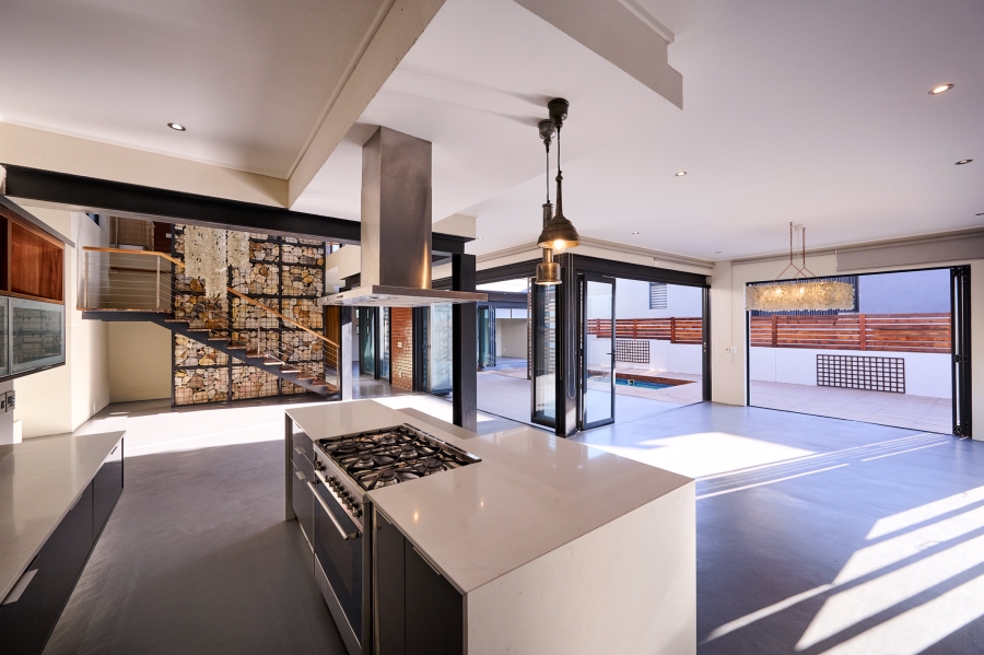 4 Bedroom Property for Sale in Waterfall Country Village Gauteng