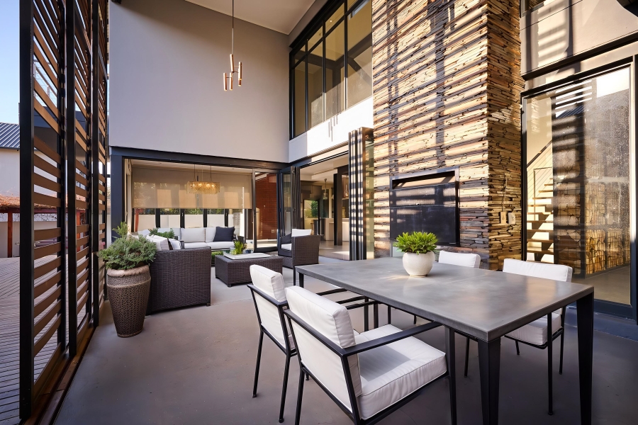 4 Bedroom Property for Sale in Waterfall Country Village Gauteng