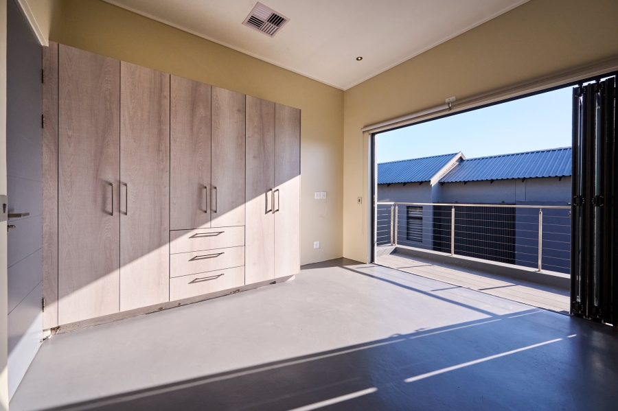 4 Bedroom Property for Sale in Waterfall Country Village Gauteng