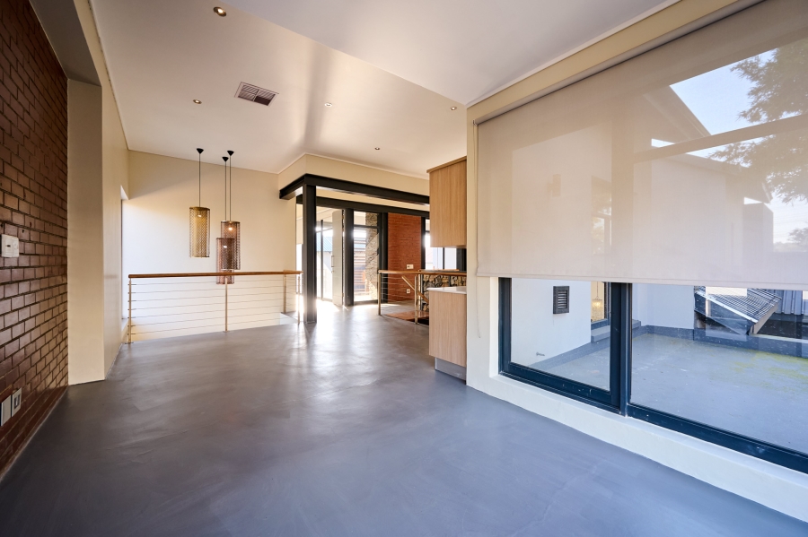 4 Bedroom Property for Sale in Waterfall Country Village Gauteng