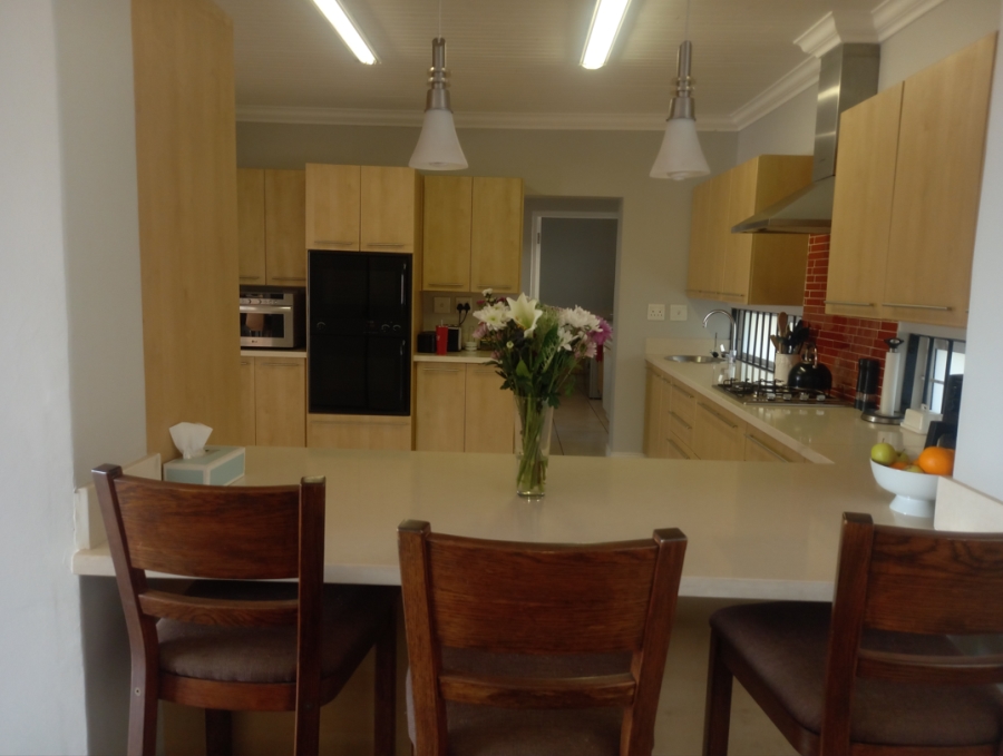 4 Bedroom Property for Sale in Waterkloof Gauteng