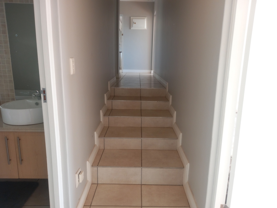 4 Bedroom Property for Sale in Waterkloof Gauteng