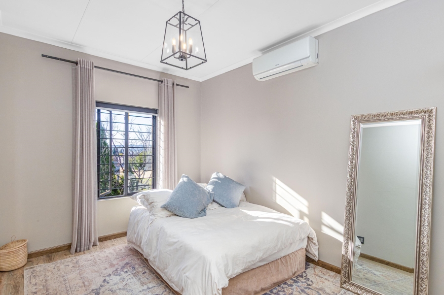 To Let 2 Bedroom Property for Rent in Barbeque Downs Gauteng