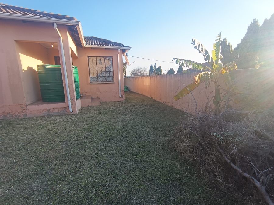 2 Bedroom Property for Sale in Cosmo City Gauteng