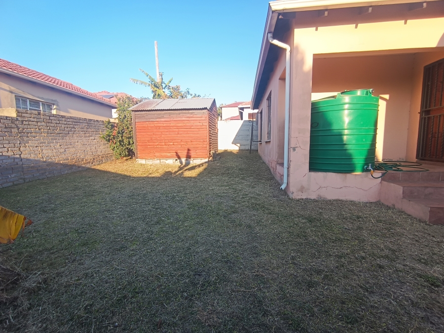 2 Bedroom Property for Sale in Cosmo City Gauteng