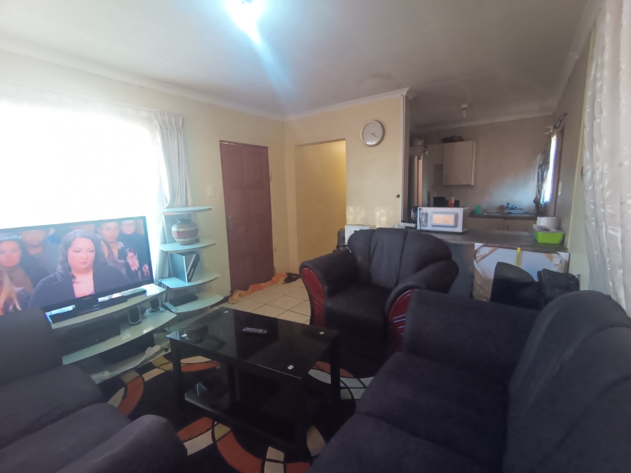 2 Bedroom Property for Sale in Cosmo City Gauteng