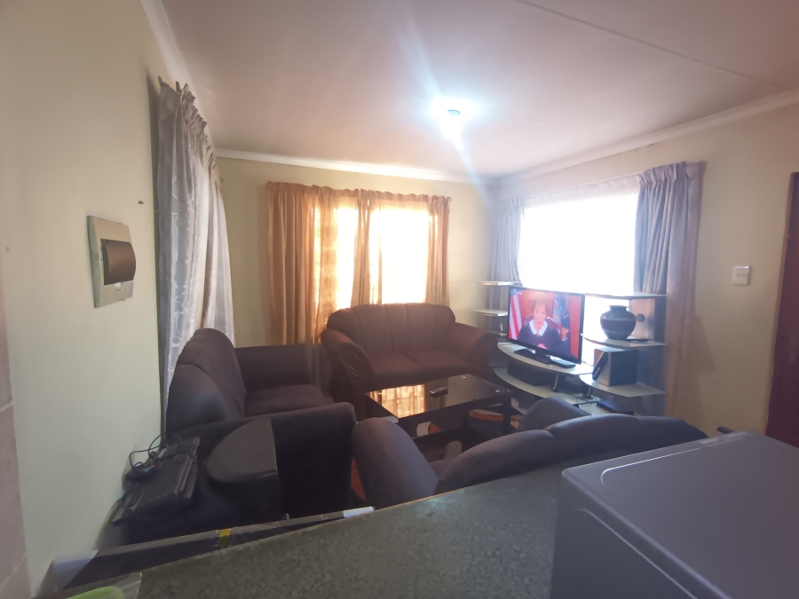 2 Bedroom Property for Sale in Cosmo City Gauteng