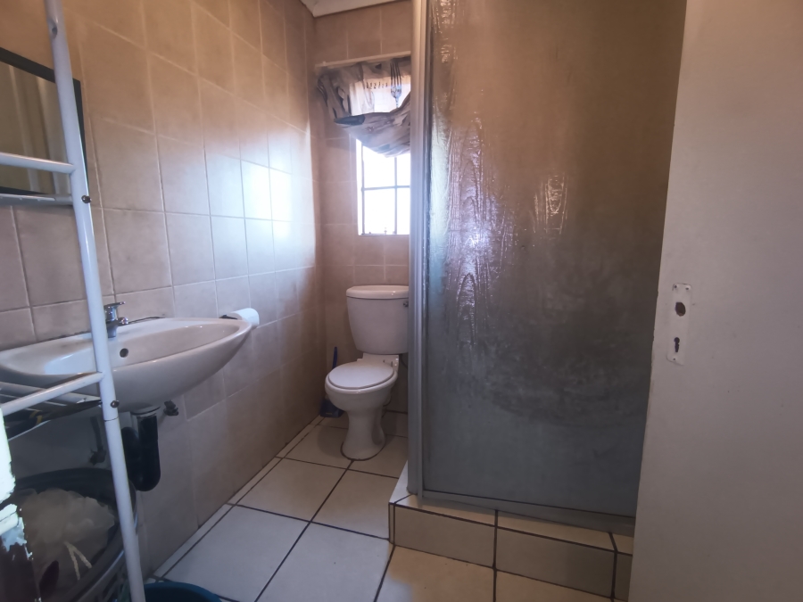 2 Bedroom Property for Sale in Cosmo City Gauteng