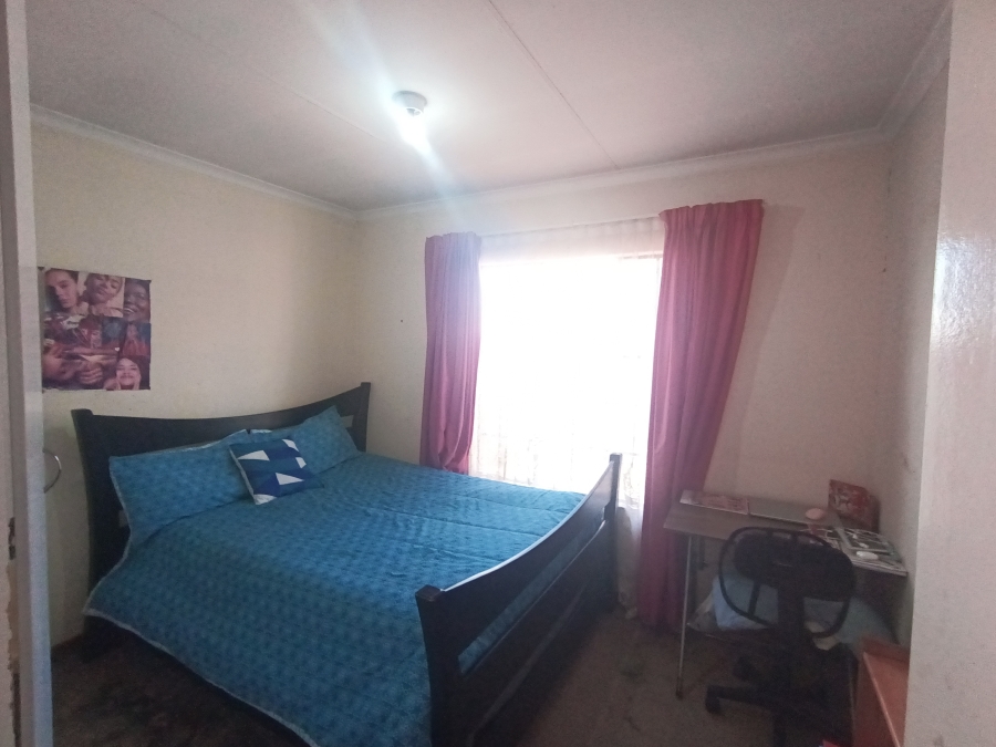 2 Bedroom Property for Sale in Cosmo City Gauteng