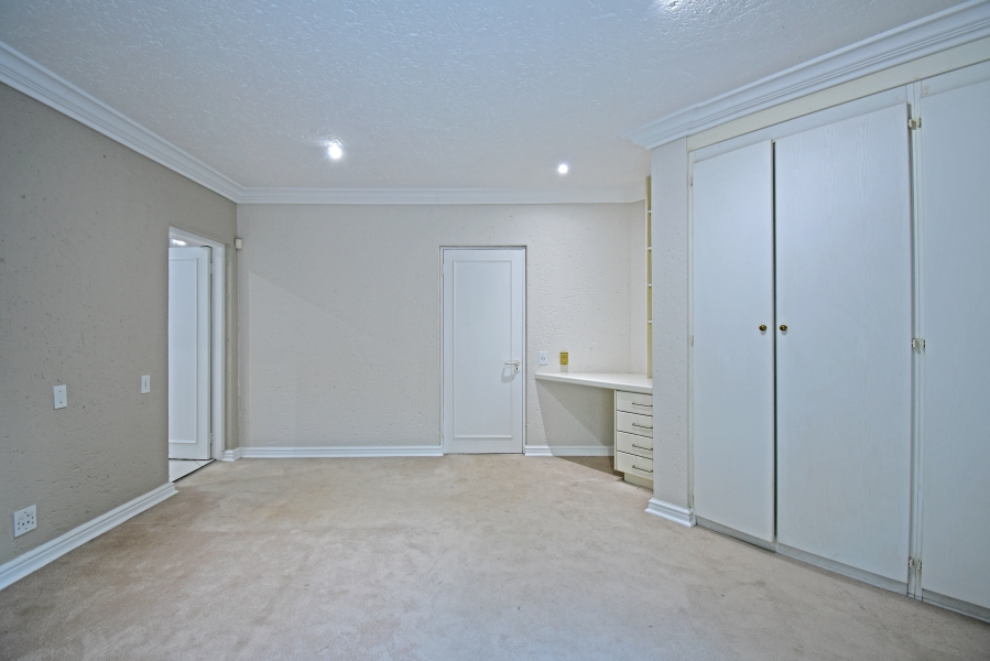 4 Bedroom Property for Sale in Bryanston Gauteng