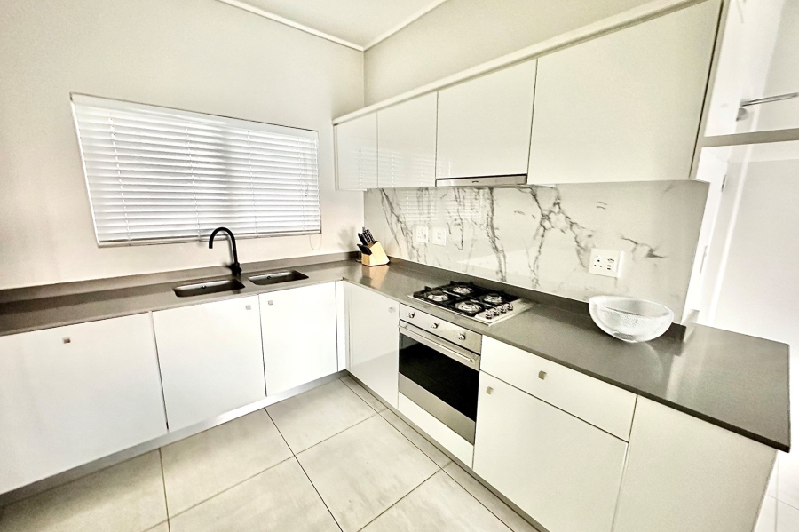 To Let 2 Bedroom Property for Rent in The Polofields Gauteng