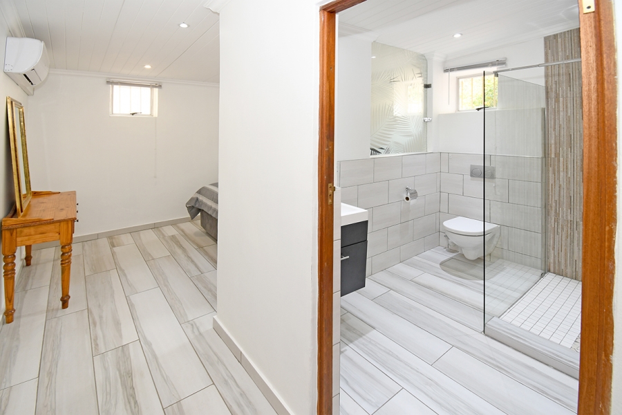 5 Bedroom Property for Sale in Olivedale Gauteng