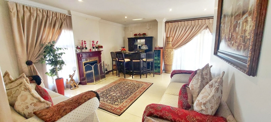 5 Bedroom Property for Sale in Kyalami Glen Estate Gauteng