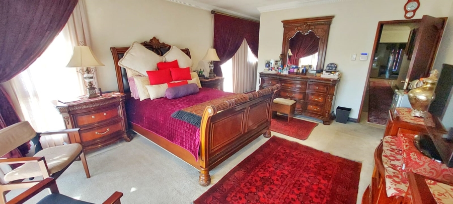 5 Bedroom Property for Sale in Kyalami Glen Estate Gauteng