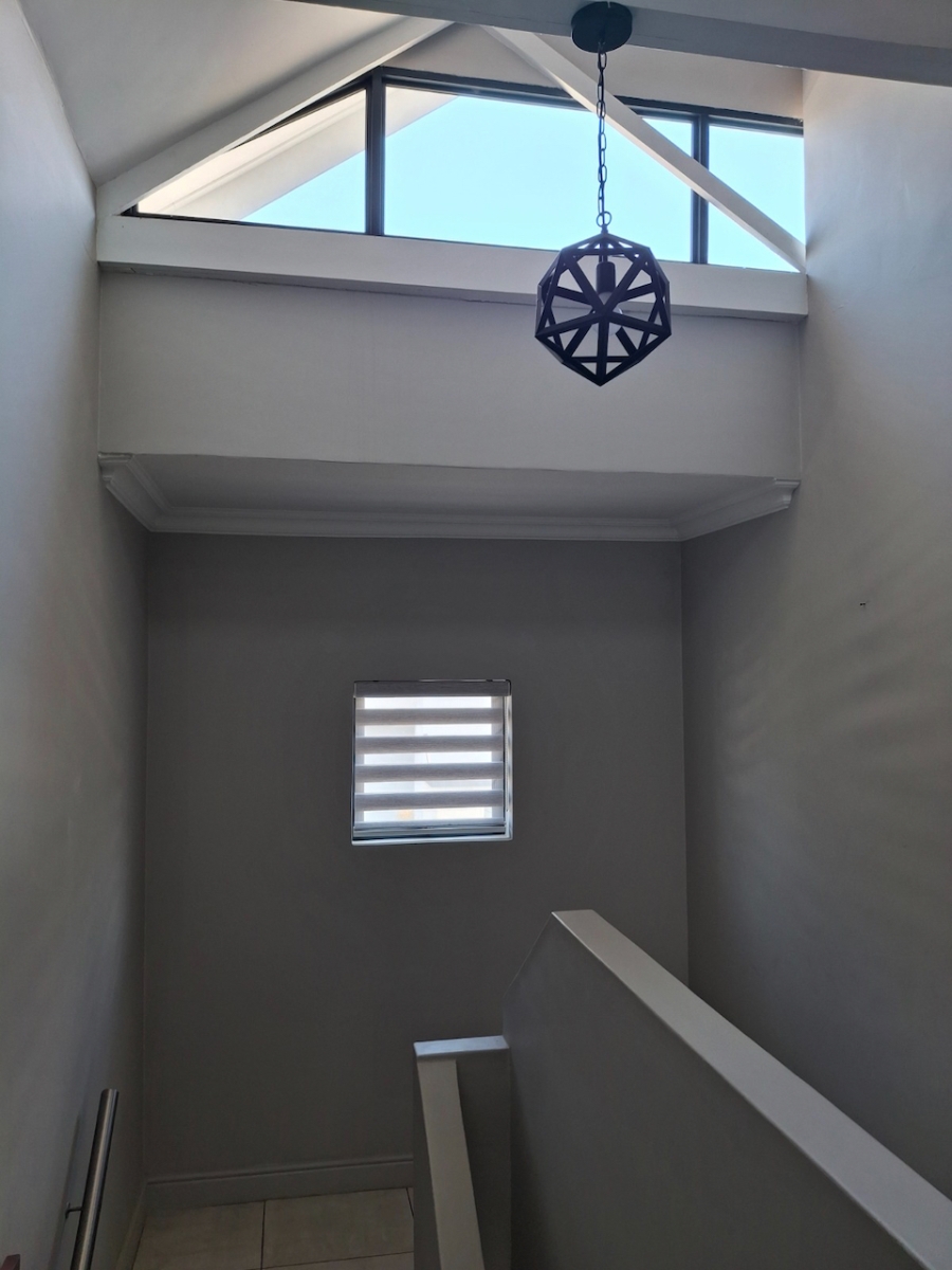 To Let 3 Bedroom Property for Rent in Broadacres Gauteng