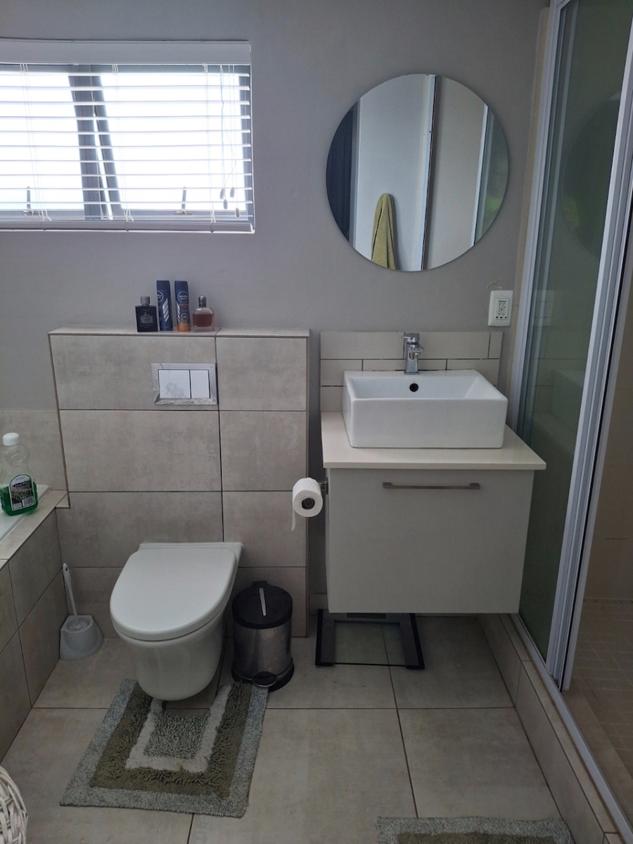 To Let 3 Bedroom Property for Rent in Broadacres Gauteng
