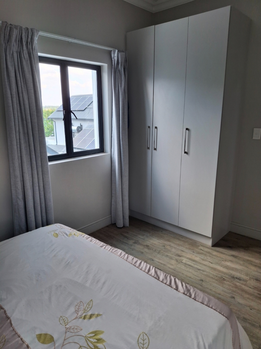 To Let 3 Bedroom Property for Rent in Broadacres Gauteng