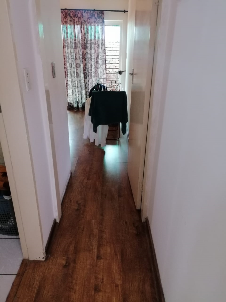 To Let 2 Bedroom Property for Rent in Kilner Park Gauteng