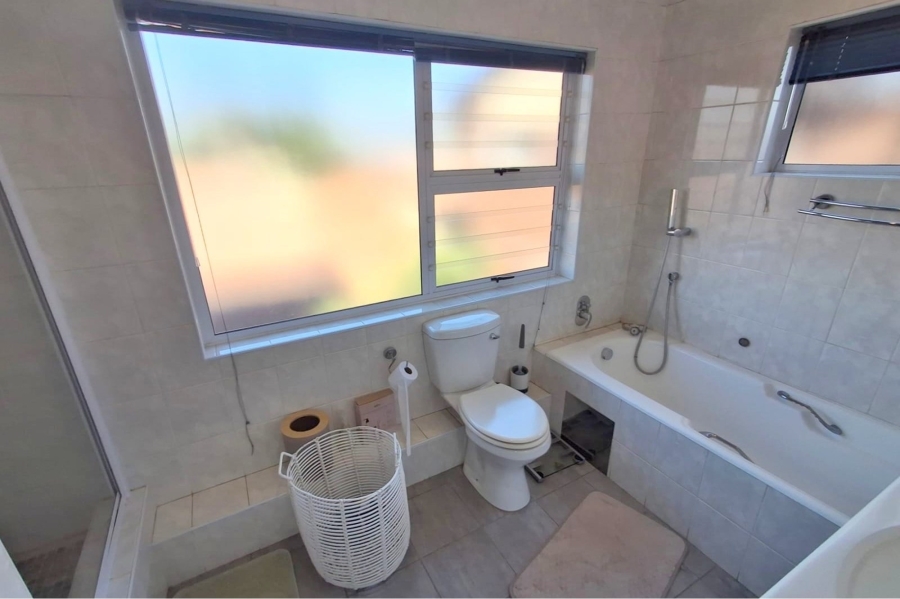 4 Bedroom Property for Sale in Highway Gardens Gauteng