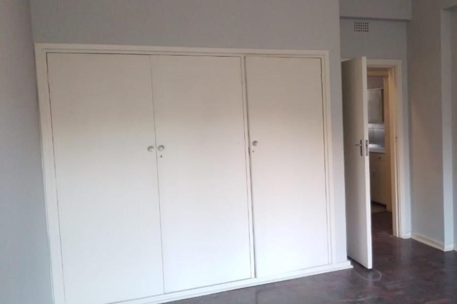 To Let 1 Bedroom Property for Rent in Parktown Gauteng