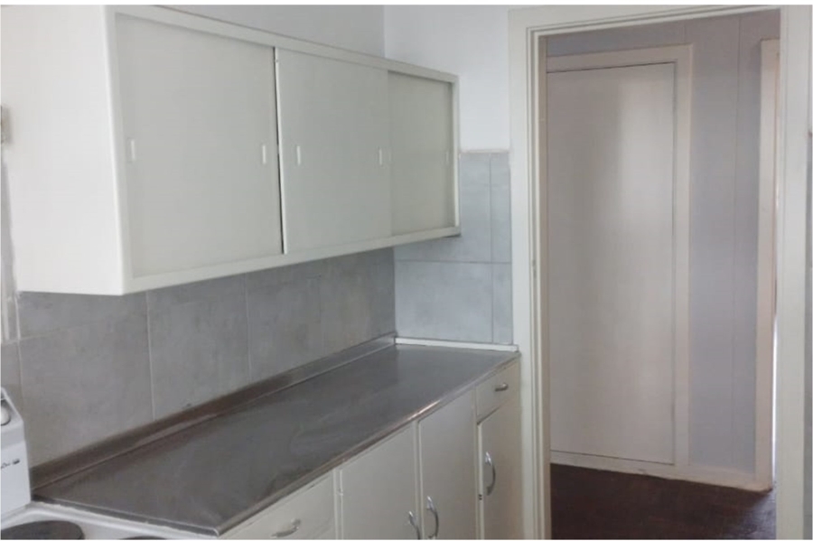 To Let 1 Bedroom Property for Rent in Parktown Gauteng