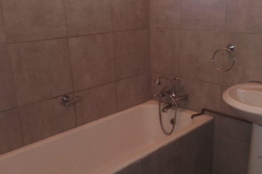 To Let 1 Bedroom Property for Rent in Parktown Gauteng