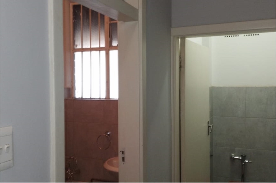 To Let 1 Bedroom Property for Rent in Parktown Gauteng