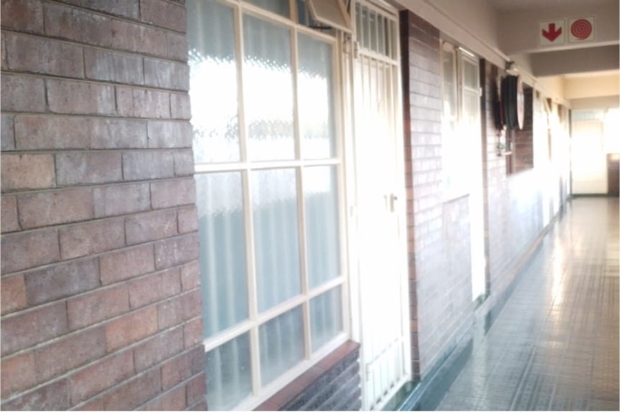 To Let 1 Bedroom Property for Rent in Parktown Gauteng