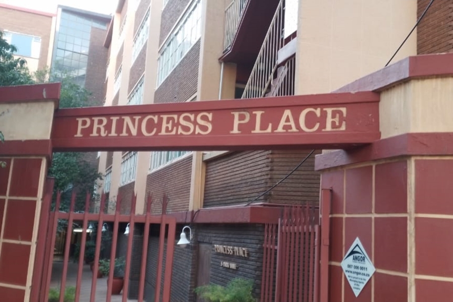 To Let 1 Bedroom Property for Rent in Parktown Gauteng
