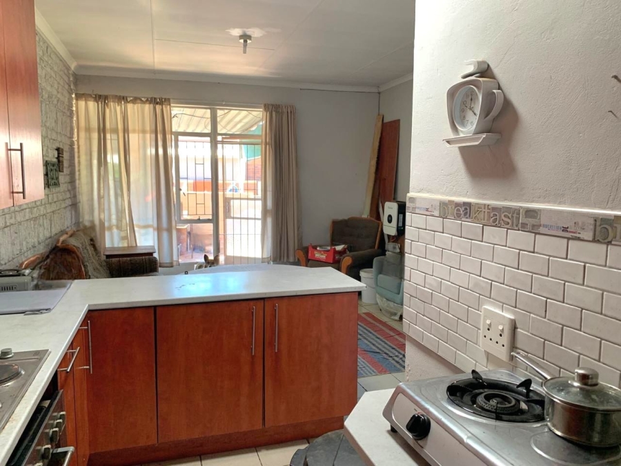 2 Bedroom Property for Sale in Hermanstad Gauteng