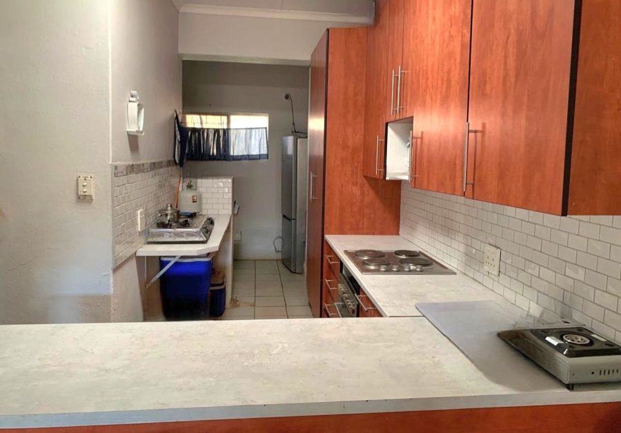 2 Bedroom Property for Sale in Hermanstad Gauteng