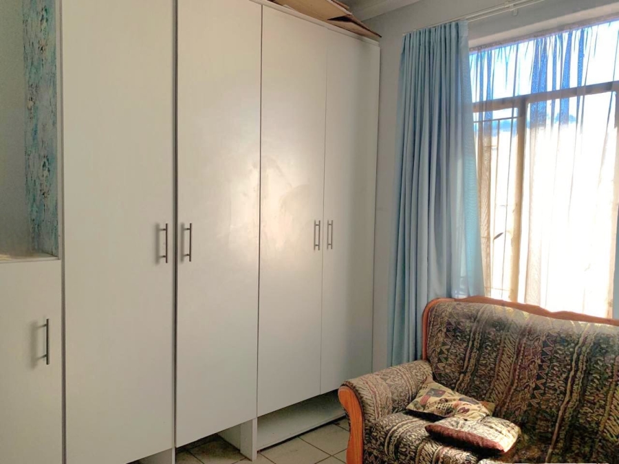 2 Bedroom Property for Sale in Hermanstad Gauteng
