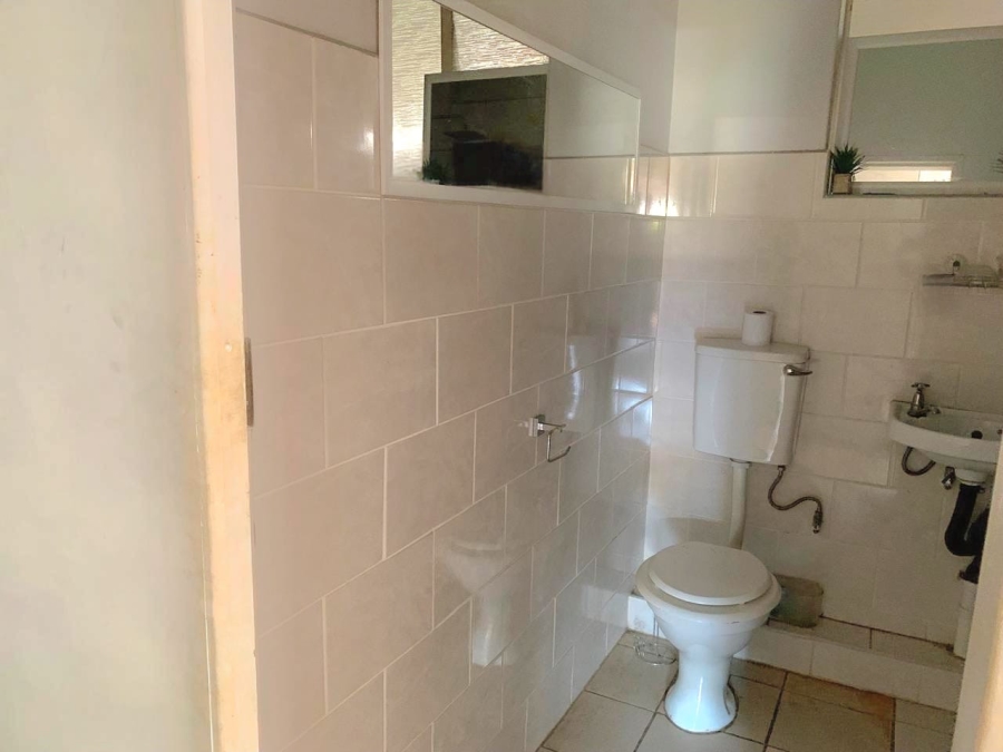 2 Bedroom Property for Sale in Hermanstad Gauteng
