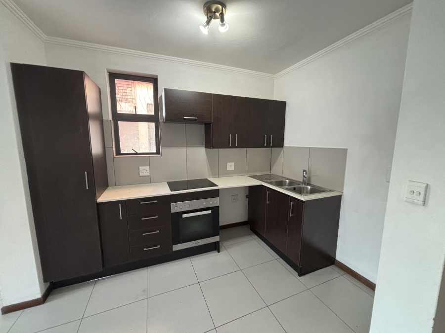To Let 2 Bedroom Property for Rent in Jackal Creek Golf Estate Gauteng