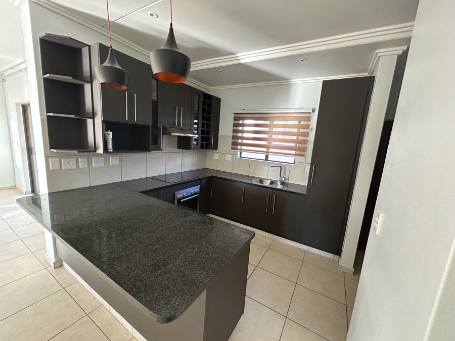 To Let 3 Bedroom Property for Rent in Kyalami Gauteng