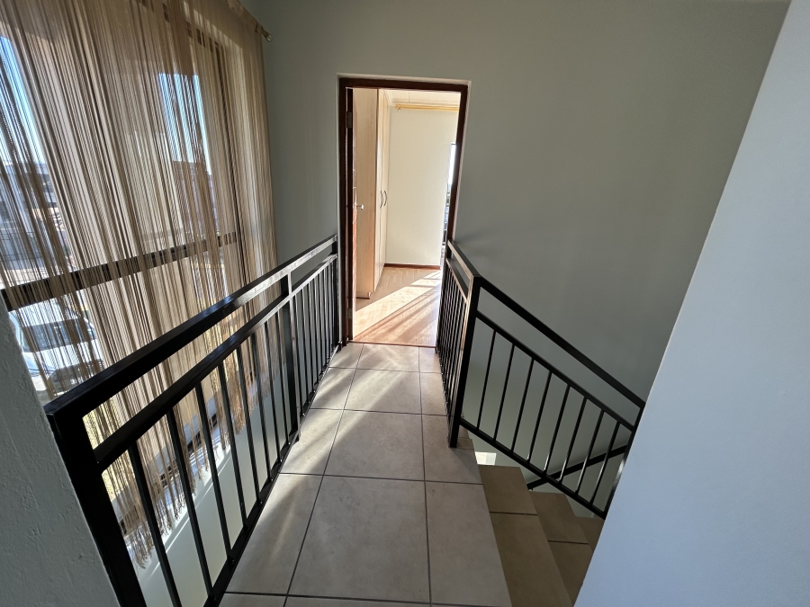 To Let 3 Bedroom Property for Rent in Kyalami Gauteng