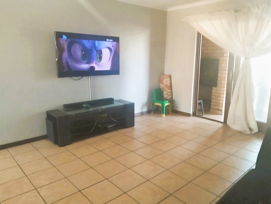 2 Bedroom Property for Sale in Bedfordview Gauteng