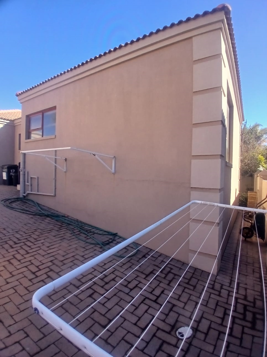 To Let 3 Bedroom Property for Rent in Noordheuwel Gauteng