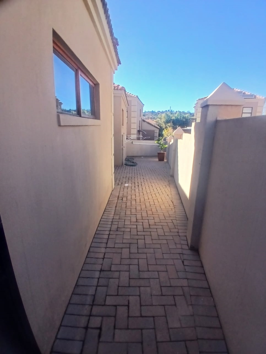 To Let 3 Bedroom Property for Rent in Noordheuwel Gauteng