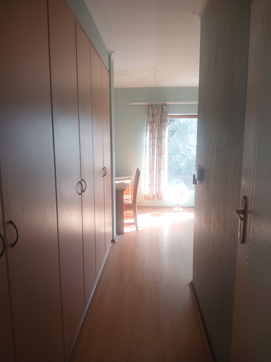 To Let 3 Bedroom Property for Rent in Noordheuwel Gauteng