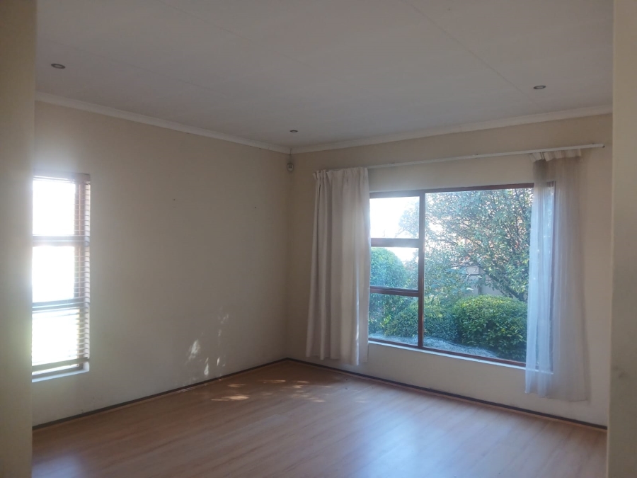 To Let 3 Bedroom Property for Rent in Noordheuwel Gauteng
