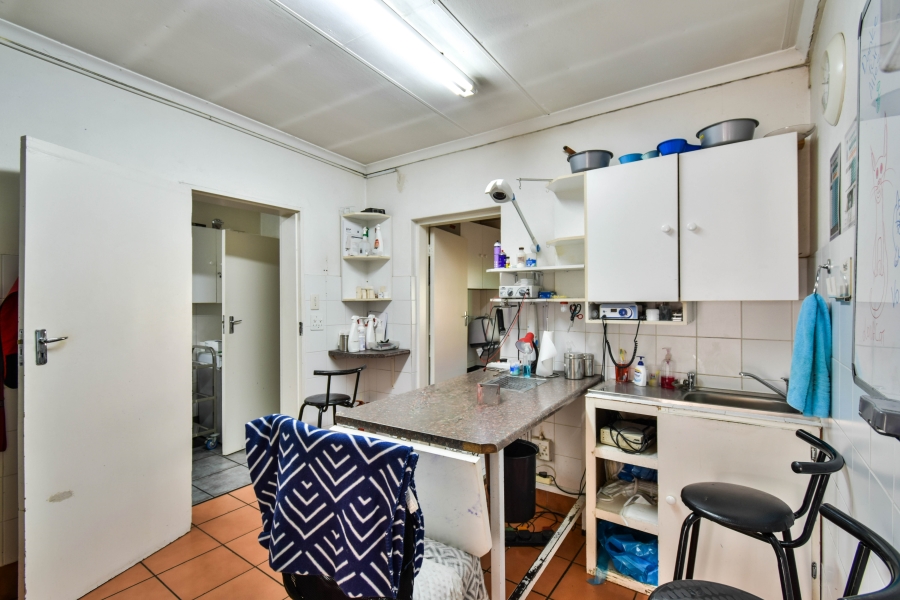 4 Bedroom Property for Sale in Garsfontein Gauteng